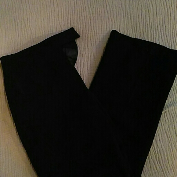 Tahari Arthur s Levine , Size 16 - Picture 1 of 7